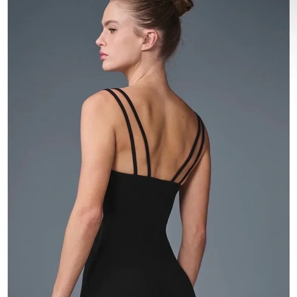 Alo Yoga Alosoft Suns Out Onesie  Black XXS